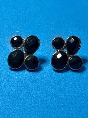Black Cluster Stud Earrings - Women Jewelry
